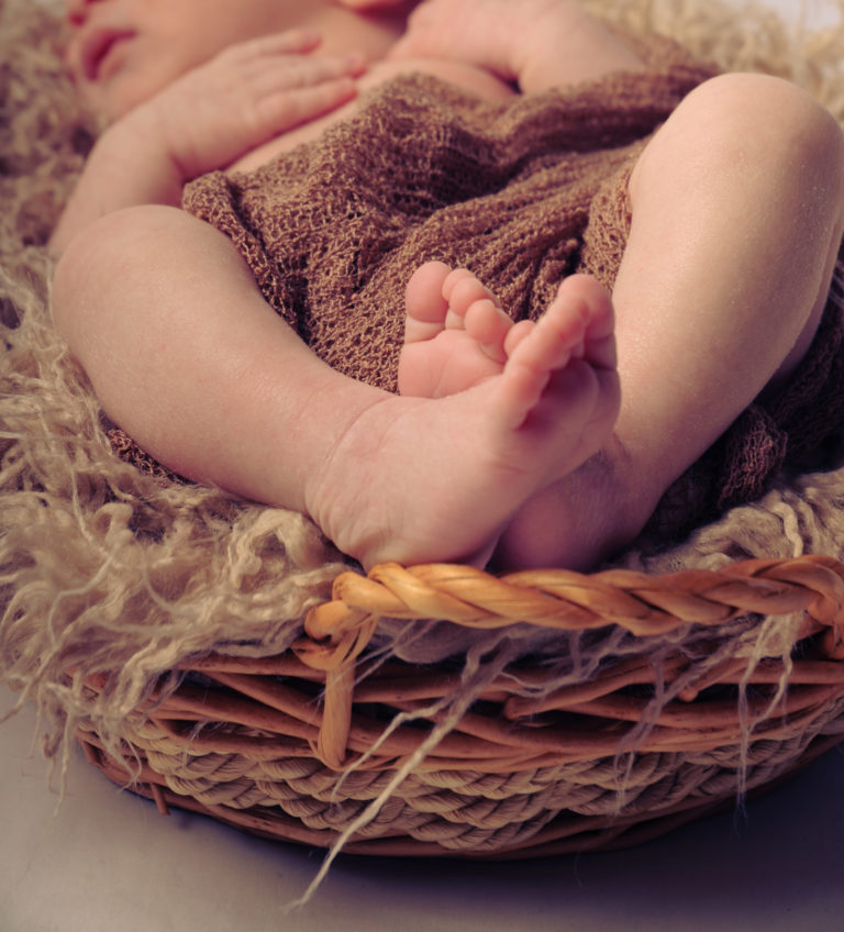 Baby Newborn Shooting Filter Warm Fotoshooting Füße